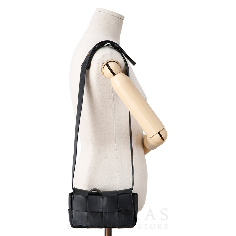 BOTTEGA VENETA(USED)보테가베네타 미니 카세트백